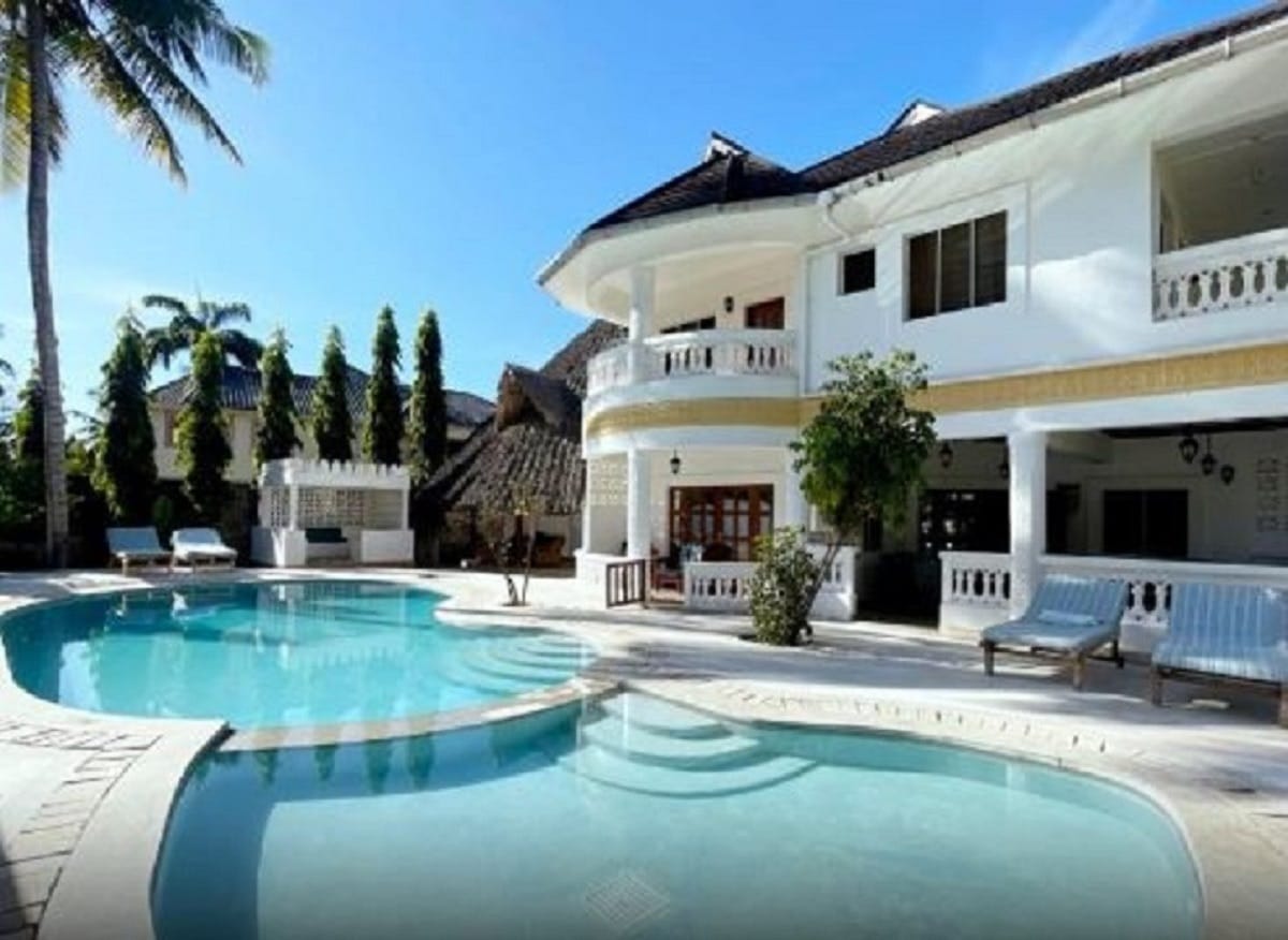 Villa accommodation in Galu Diani