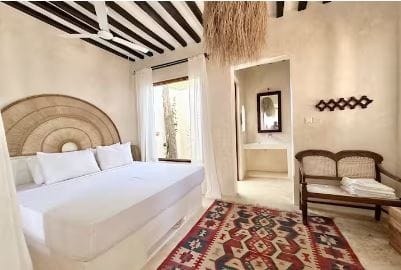 Lamu 4-Day Overland Island Escape 3